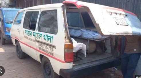 বাবাকে খুন, ৯৯৯-এ ফোন দিয়ে আত্মসমর্পণ মেয়ের