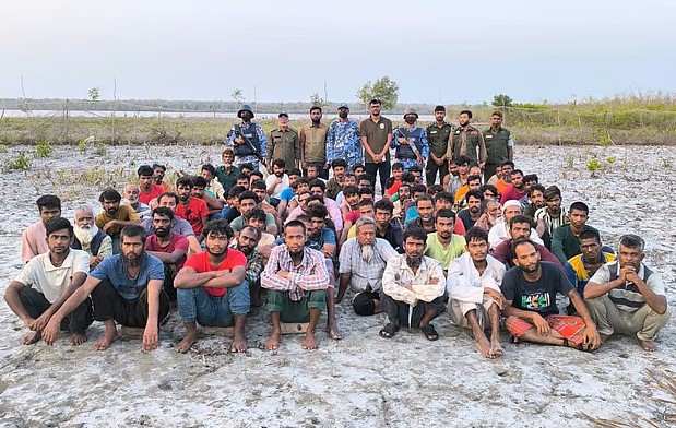 কোস্টগার্ডের কাছে হস্তান্তর, ফেরত আসা ৭৮ জনের শরীরে নির্যাতনের ছাপ