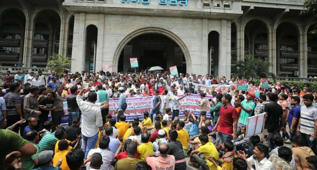 “ইশরাককে দায়িত্ব দাও, শহর বাঁচাও!”- কেন এই স্লোগান!