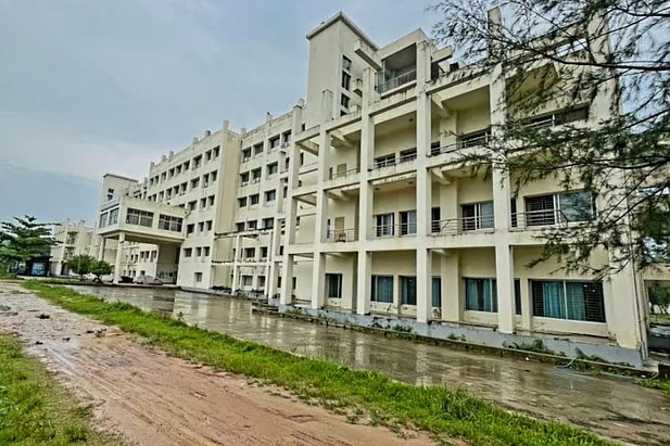 ৫০০ শয্যার নতুন হাসপাতাল কক্সবাজারবাসীর স্বপ্ন সত্যি
