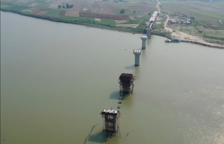 ভরসা নয়, দুর্ভোগের নাম ফরিদপুরের ‘ভাজনডাঙ্গা সেতু’