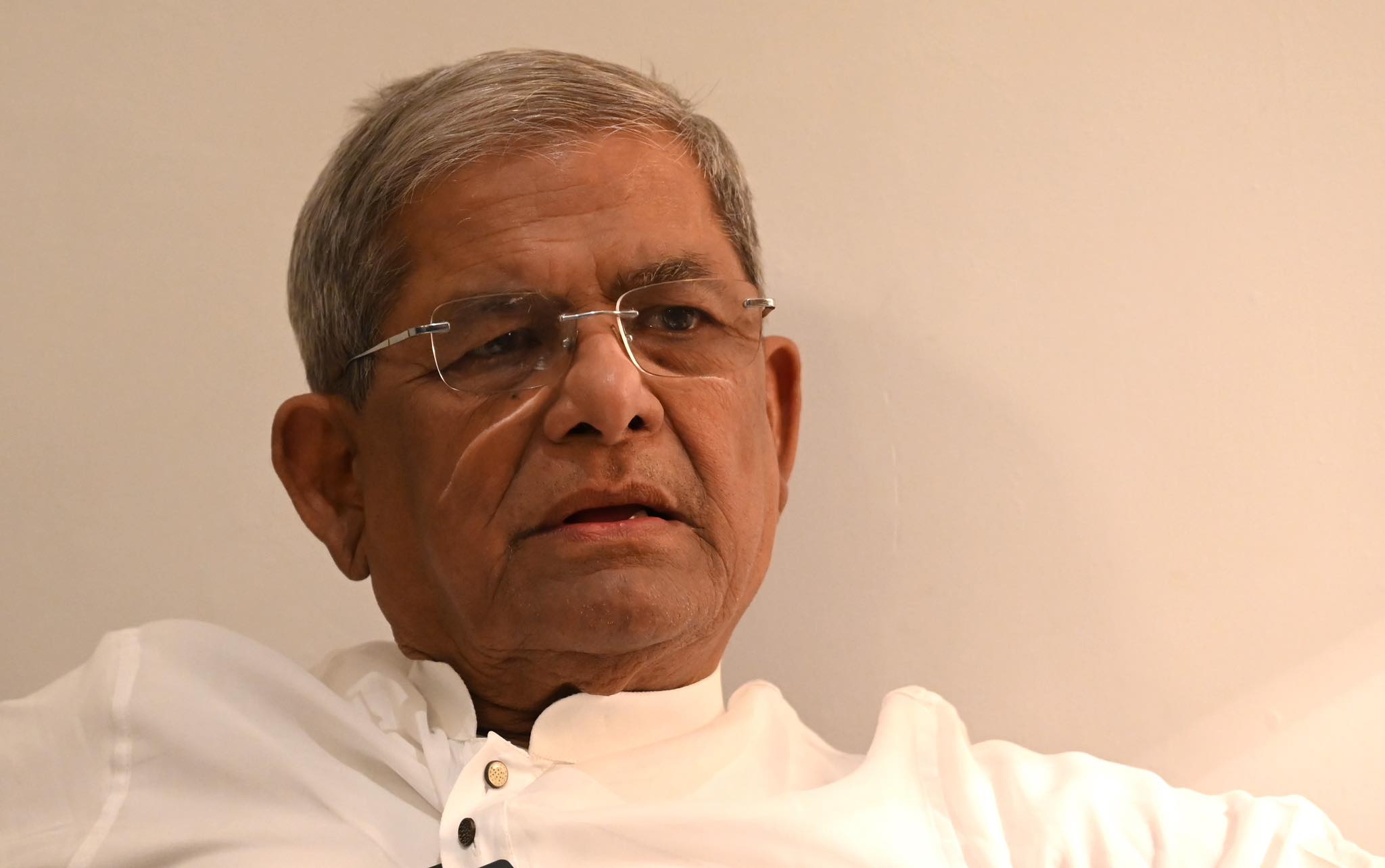 মির্জা ফখরুলের স্ট্যাটাস: মিথ্যাচার ও অপপ্রচার বন্ধে রাজনৈতিক পরিপক্বতার ডাক