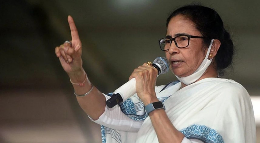 বাংলাদেশে পুশ-ইন নিয়ে মমতার তীব্র নিন্দা
