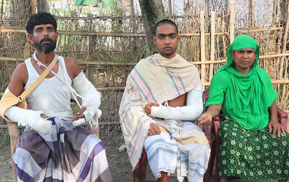আটঘরিয়ায় জমি বিরোধে দুই পক্ষের সংঘর্ষ ও বাড়ি ভাঙচুর: পাল্টাপাল্টি মামলা, হেনস্তার অভিযোগ