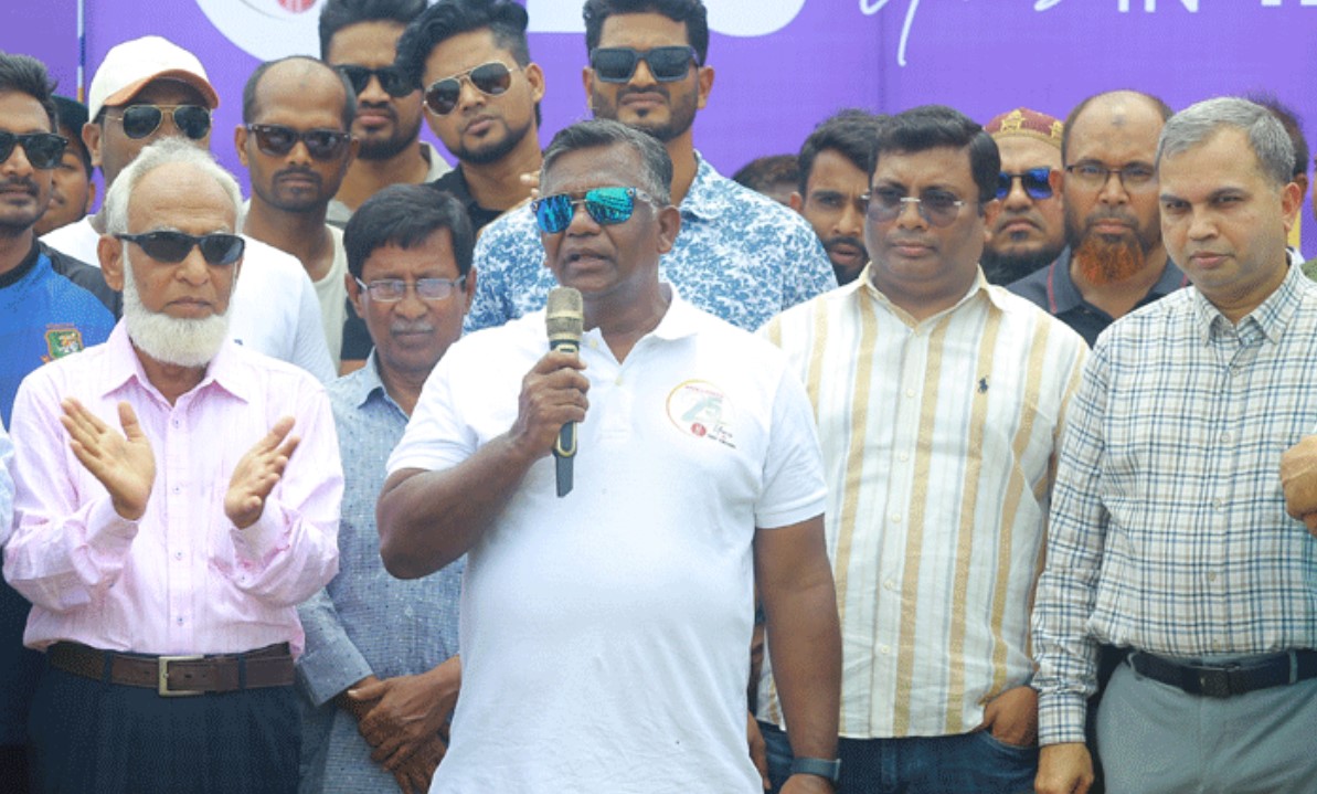 “দশ বছর খেলা হয়নি, বরিশালের মাঠ নিয়ে বিসিবি সভাপতি ক্ষুব্ধ”