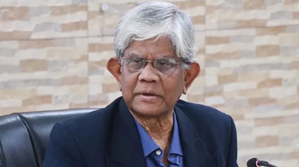 “চাপের মুখে এনবিআর, অর্থ উপদেষ্টা বললেন—কোনো বৈঠক নয়”