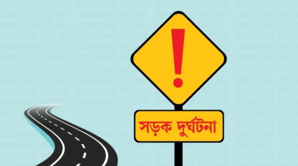 খুলনা-সাতক্ষীরা মহাসড়কে রক্তাক্ত সকাল, ইজিবাইককে ধাক্কা দিয়ে পালাল ট্রাকচালক