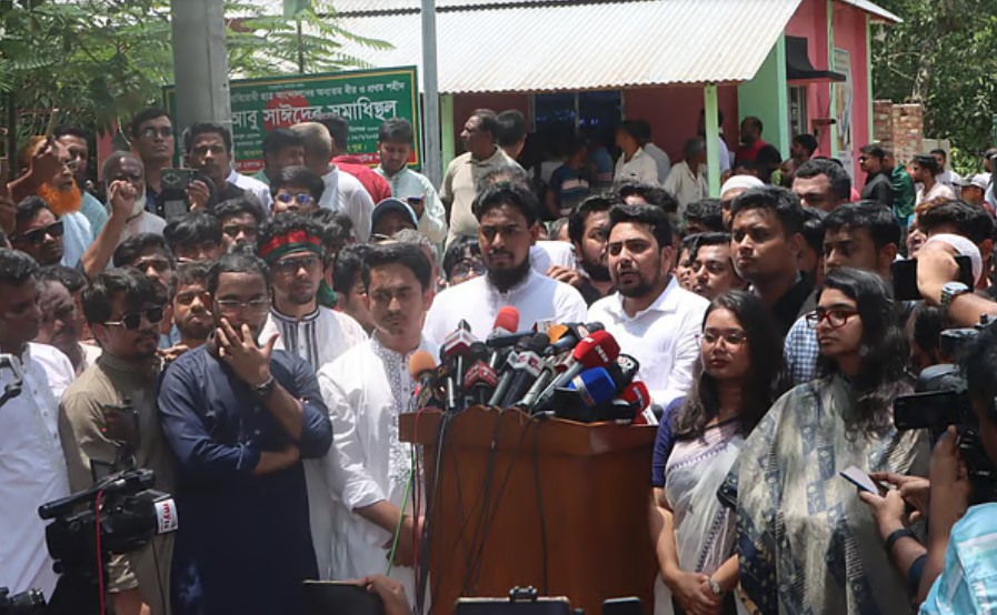 আবু সাঈদের কবর থেকে শুরু, ৬৪ জেলায় এনসিপির পদযাত্রা