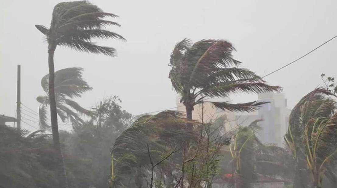 রাজধানীসহ বিভিন্ন অঞ্চলে বৃষ্টি অব্যাহত, ঝড়বৃষ্টির পূর্বাভাস ৭ অঞ্চলে