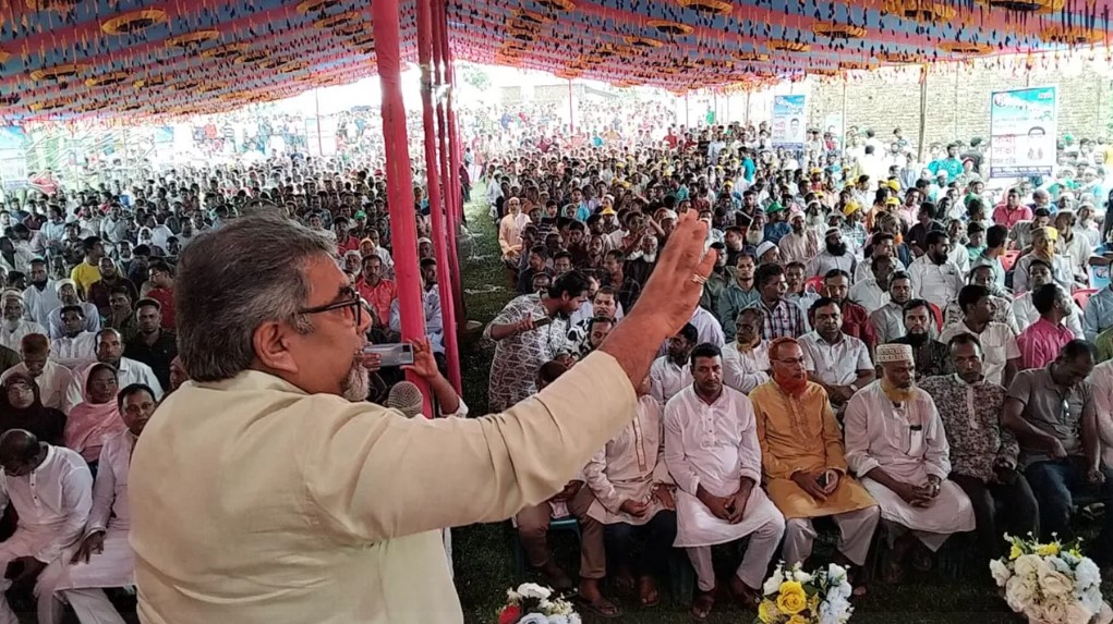 'নির্বাচন ছাড়াই ক্ষমতায় যাওয়ার চেষ্টা চলছে'—বলেন এমরান সালেহ প্রিন্স