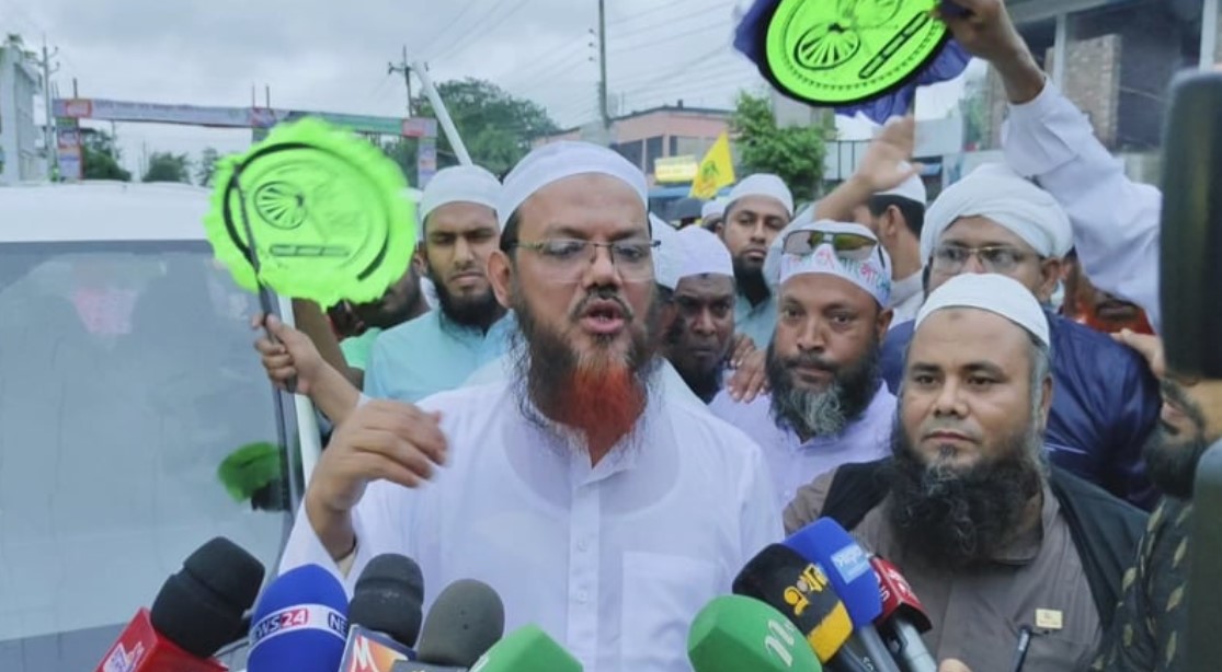 ‘চাঁদা তোলে পল্টনে, চলে যায় লন্ডনে’—বিএনপিকে উদ্দেশ করে ফয়জুল