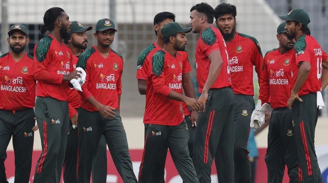 উইকেট যেন টাইগারদের বন্ধু, মিরপুরে পাকিস্তানকে থামাল বাংলাদেশ
