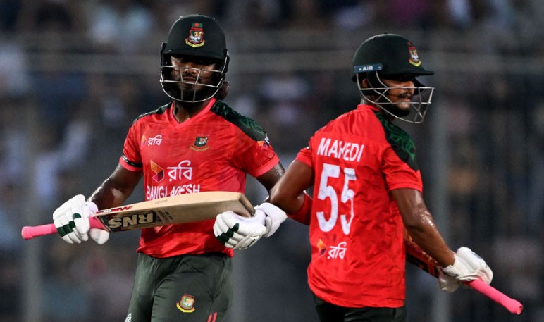 একাই পুরো দল! জাকেরের ব্যাটে ভর করেই ১৩৩ রানে বাংলাদেশ