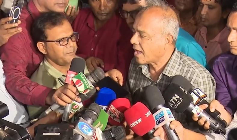 চাঁদাবাজ যত বড়ই হোক, ছাড় নেই: স্বরাষ্ট্র উপদেষ্টা