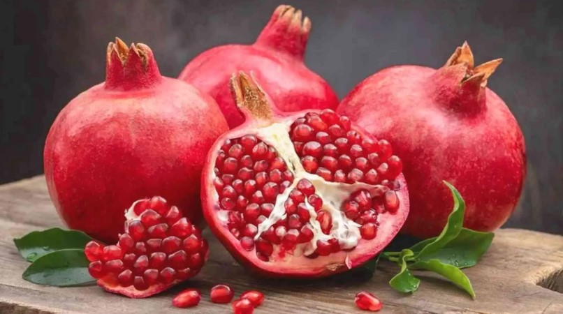 জানুন নিয়মিত বেদানা খাওয়ার যত উপকারীতা