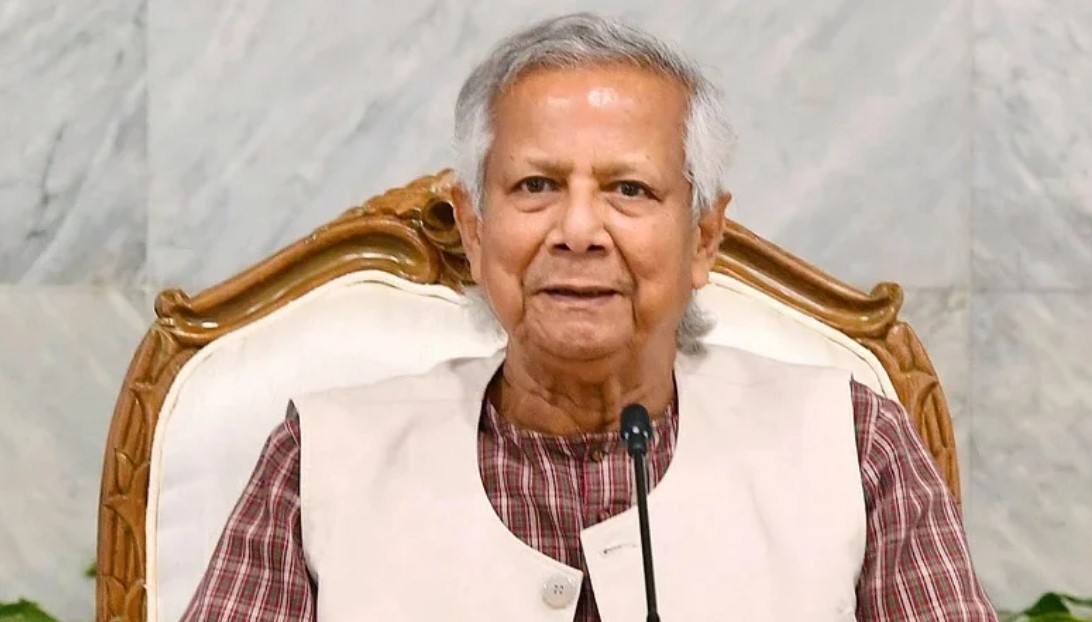 মালয়েশিয়া সফর শেষে দেশে ফিরলেন ড. ইউনূস: পেলেন সম্মানসূচক ডক্টরেট ডিগ্রি