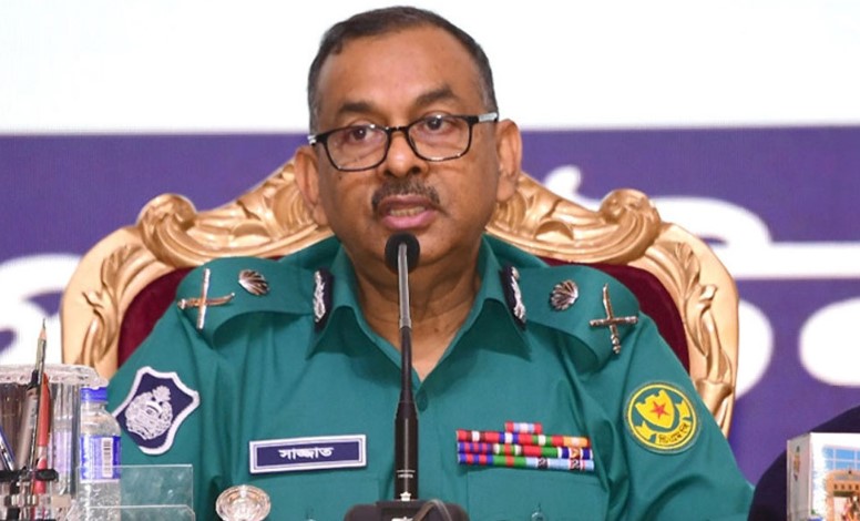 ডিএমপি কমিশনারের হুঁশিয়ারি: ১৫ আগস্টকে কেন্দ্র করে মাঠে নামা যাবে না