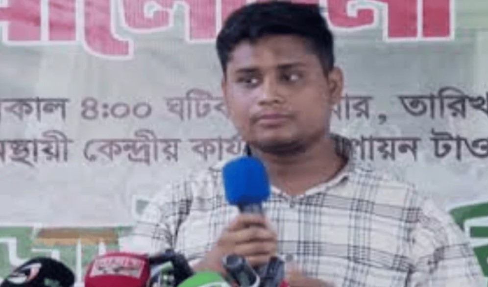 সরকারকে লন্ডনে ‘বিক্রি করে’ দেওয়া হয়েছে:হাসনাত আব্দুল্লাহ