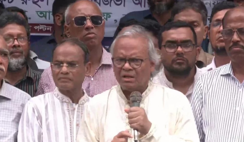 দুর্ভিক্ষ এলে উপদেষ্টারা হাঁস খেতে পারলেও জনগণ পারবে না: রিজভী