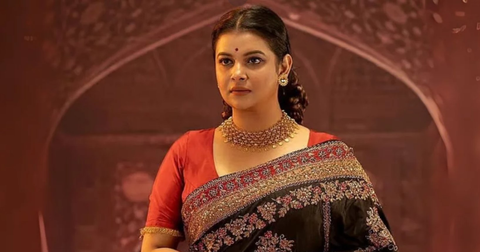 এমন কেউ ক্ষমতায় আসুক যে রয়ে সয়ে চুরি করবে: শবনম ফারিয়া