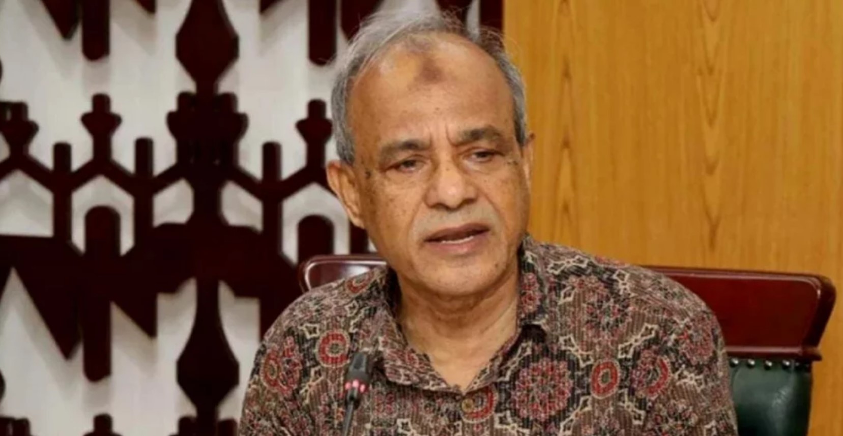 অস্ত্র উদ্ধারে তথ্য দিলে, ৫০ হাজার থেকে ৫ লাখ টাকা পুরস্কার: স্বরাষ্ট্র উপদেষ্টা