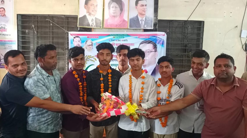 বৈষম্যবিরোধী ছাত্র আন্দোলনের ৪ প্রতিনিধির ছাত্রদলে যোগদান