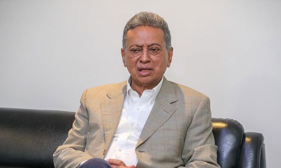 আজকের বাংলাদেশের সবচেয়ে জনপ্রিয় নেতা তারেক রহমান: আমীর খসরু