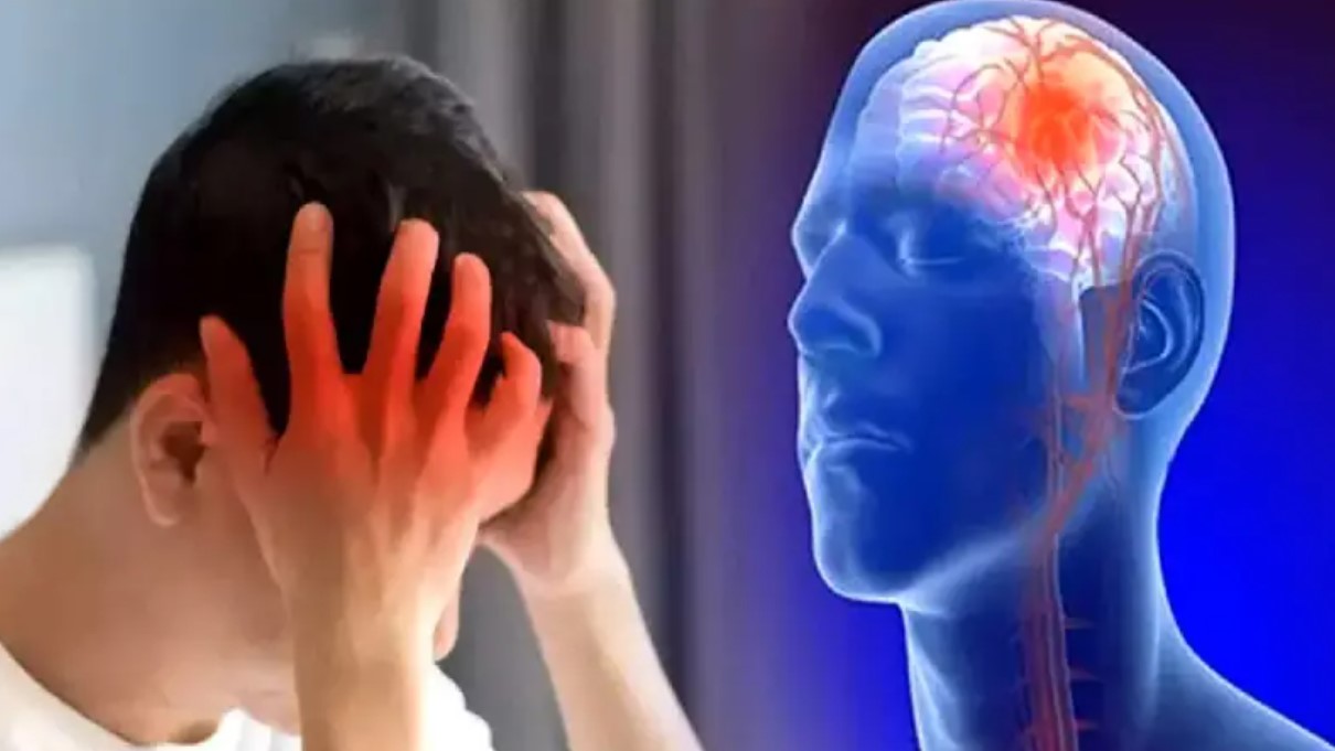 নীরব ঘাতক স্ট্রোক, যে চারটি লক্ষণ দেখলে দ্রুত পদক্ষেপ নিতে হবে