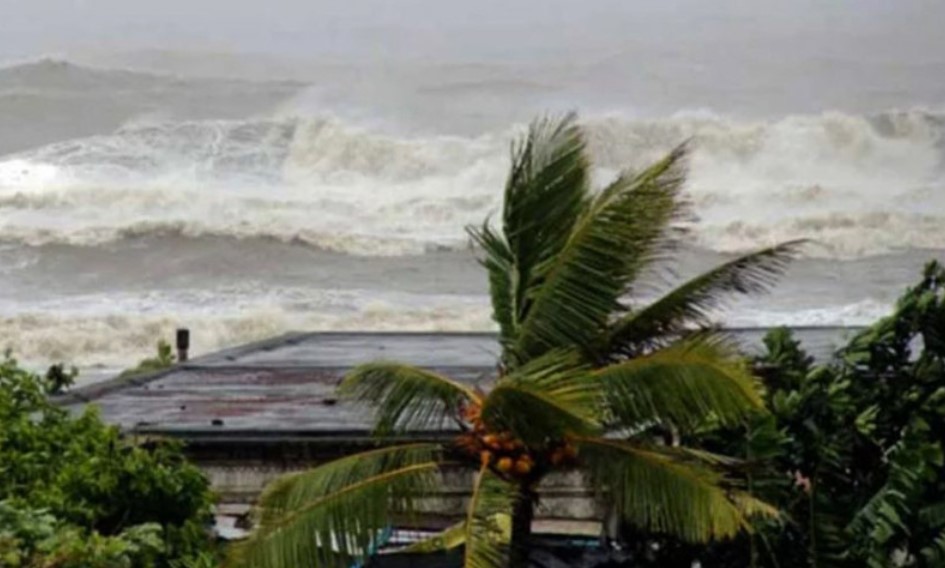 আজ রাতে দেশের ৬ অঞ্চলে ঝড়ের আভাস, সতর্কতা জারি