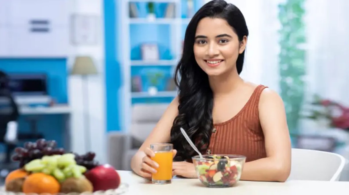 কোষ্ঠকাঠিন্য থেকে মুক্তি: যেসব ফল খেলে মিলবে সমাধান