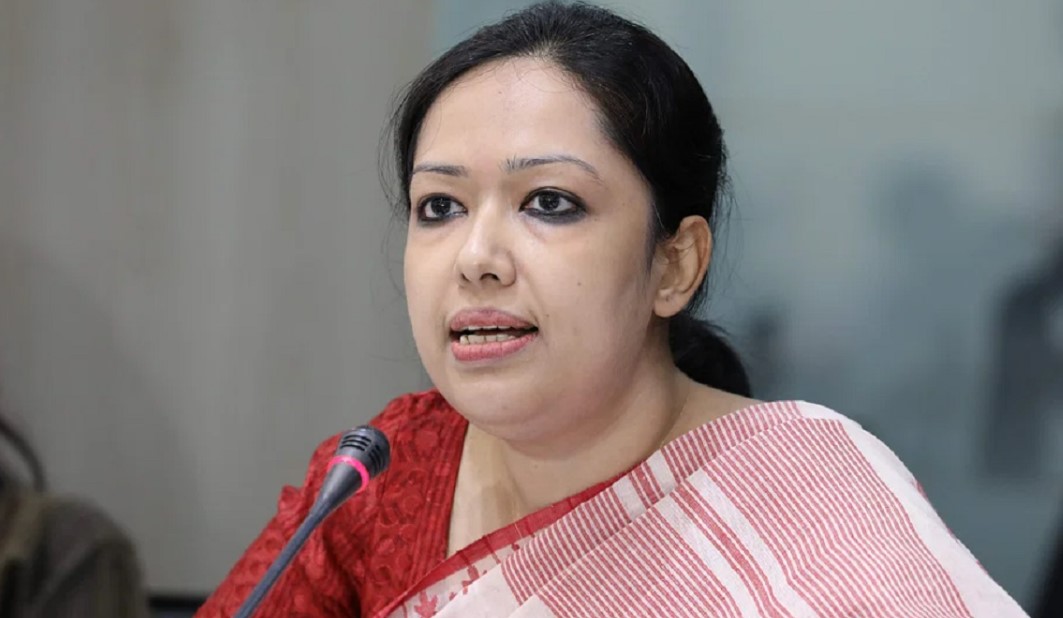 জাতীয় পার্টির পাশাপাশি জামায়াতকেও কাঠগড়ায় তুললেন রুমিন ফারহানা