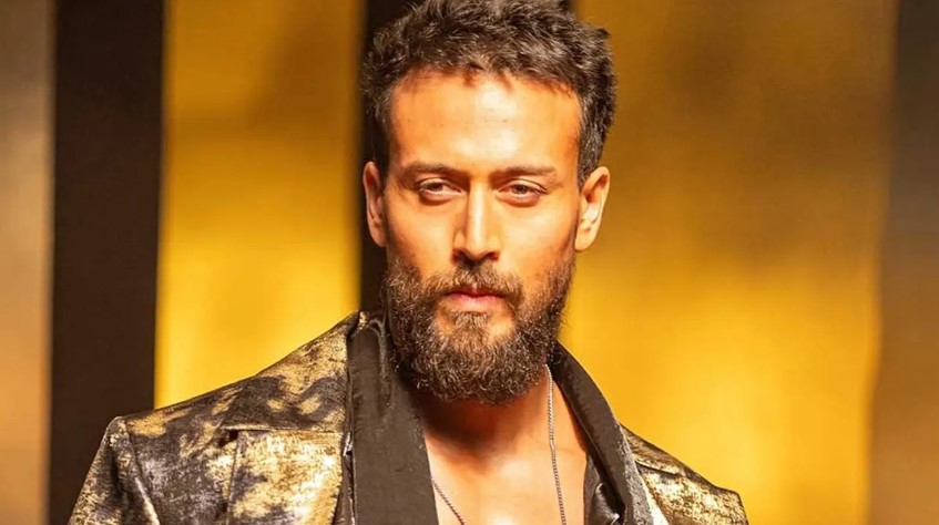 ২৩টি দৃশ্যে সেন্সর বোর্ডের কোপ: বিতর্কিত ‘বাগি ফোর’ কি পারবে দর্শকদের মন জয় করতে?