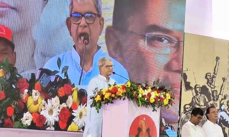 তারেক রহমানের নেতৃত্বে টেকসই গণতন্ত্র ফিরিয়ে আনব:  মির্জা ফখরুল