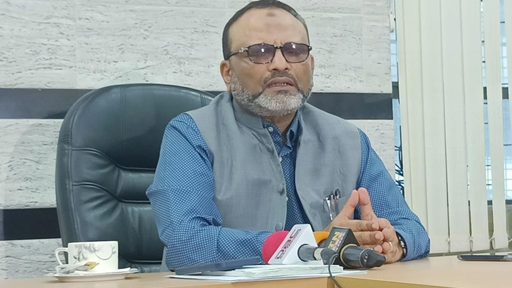 ৭০ শতাংশ ভোট পড়েছে, নির্বাচন স্বচ্ছ দাবি ঢাবি ভিসির