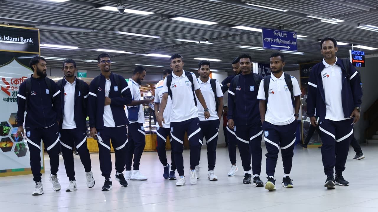 অস্থির নেপাল থেকে দেশে ফিরছে বাংলাদেশ ফুটবল দল