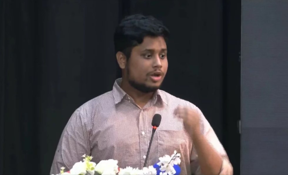 অন্তর্বর্তী সরকারের ব্যর্থতায় দায়ী করা হচ্ছে এনসিপিকে: হাসনাত