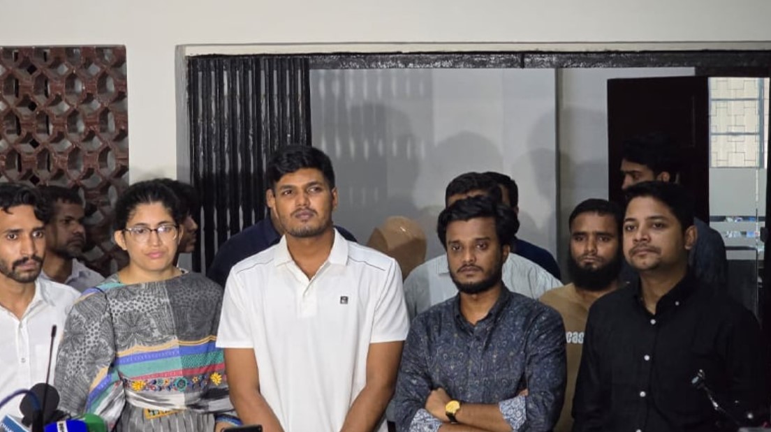 ডাকসু নির্বাচন: প্রশাসনের গড়িমসির অভিযোগ আনলেন তিন ভিপি প্রার্থী
