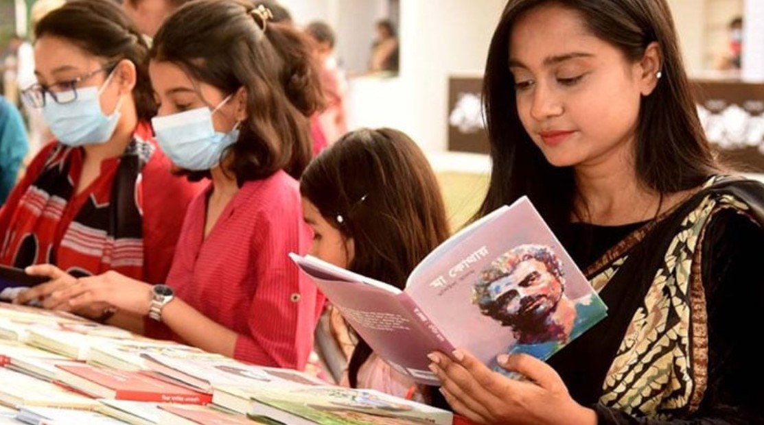 অমর একুশে বইমেলা স্থগিত ঘোষণা