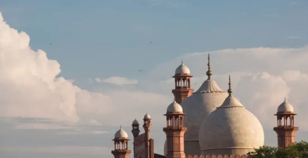 নূহ (আ.)-এর প্রতি তার জাতির ৫টি অভিযোগের জবাব
