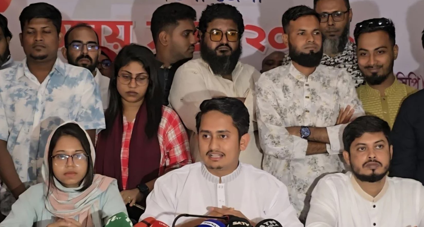 উপদেষ্টাদের মৃত্যু ছাড়া কোনো সেফ এক্সিট নেই: সারজিস 