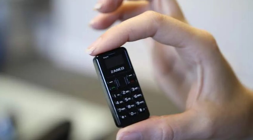 ১৩ গ্রামের ফোন! বিশ্ব কাঁপানো Zanco Tiny T1