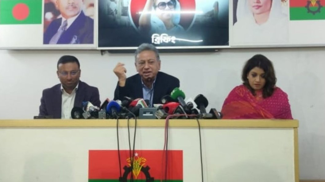 কেউ কিছু জানে না, এমনও অনেক মিটিং হচ্ছে: আমির খসরু