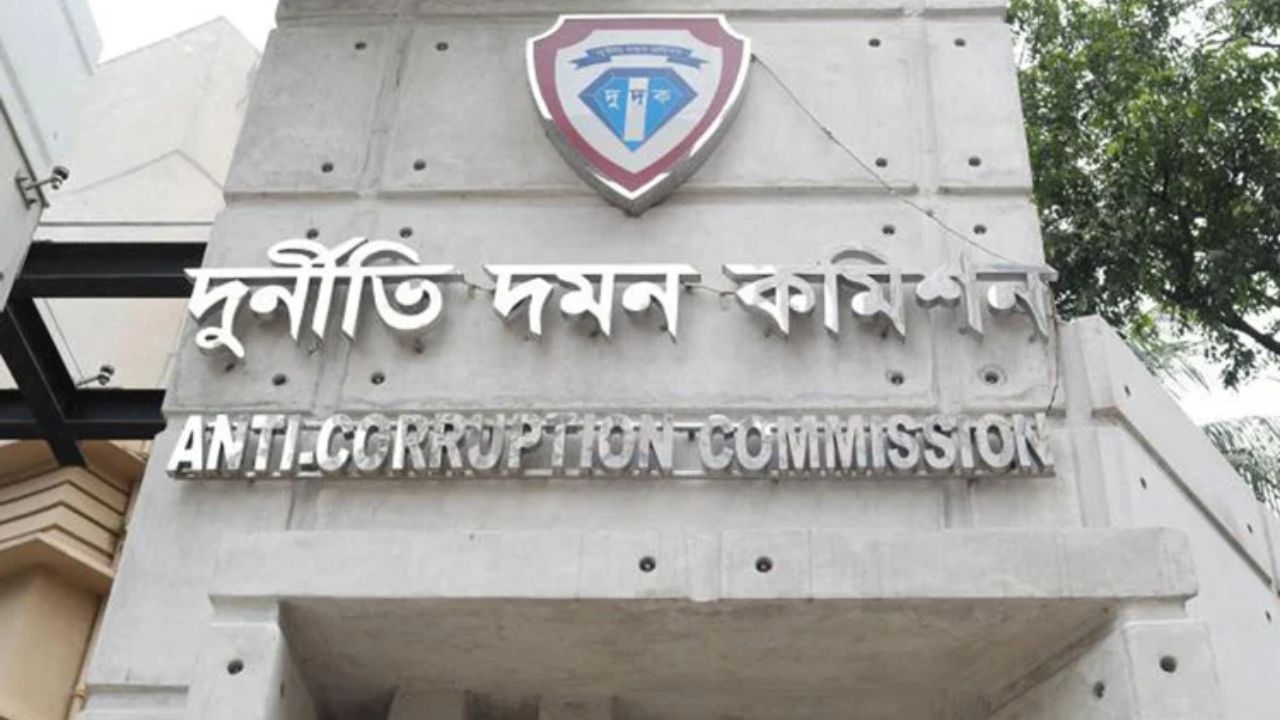 স্বাস্থ্য থেকে ভূমি উন্নয়ন—বিভিন্ন খাতে অনিয়মে দুদকের হানা