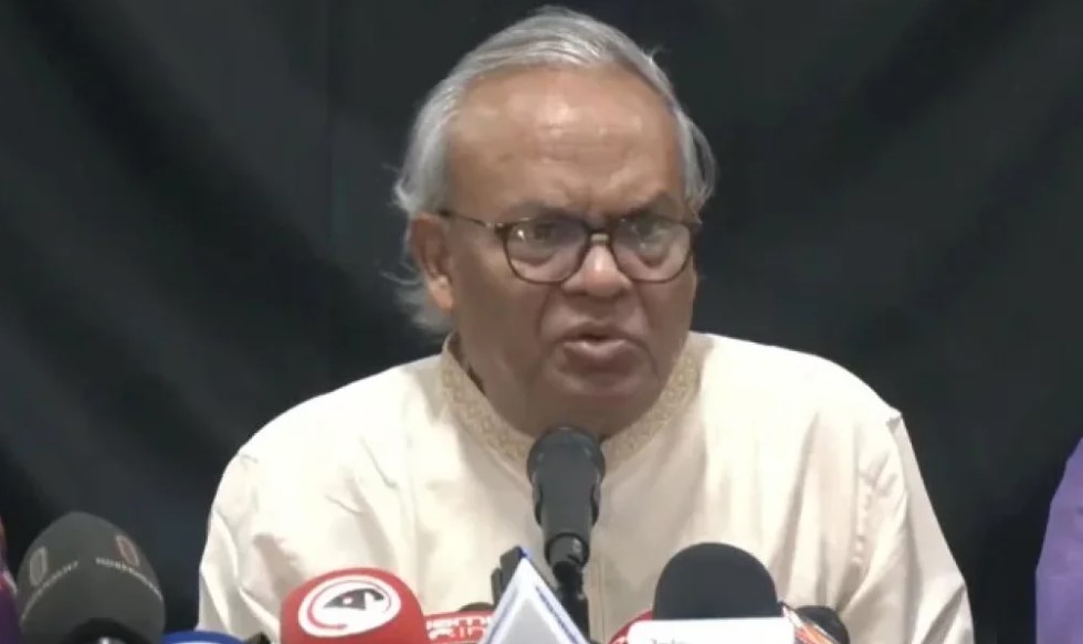 জাতীয় নির্বাচন ও গণভোট একসঙ্গে করা ছাড়া উপায় নেই: রিজভী