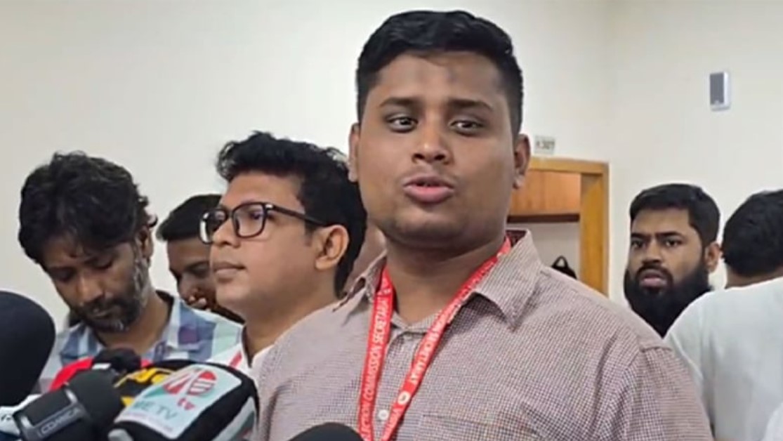 এনসিপি’র হুঁশিয়ারি: নির্বাচন কমিশন ‘স্বৈরাচারী কায়দায়’ চলছে