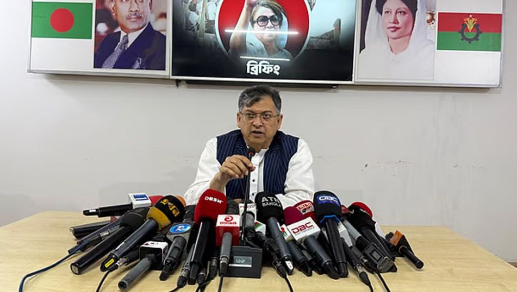 ‘বক্তব্য কাট করে বিকৃত করা হয়েছে’: জুলাই যোদ্ধা নিয়ে সালাহউদ্দিন আহমদের ব্যাখ্যা