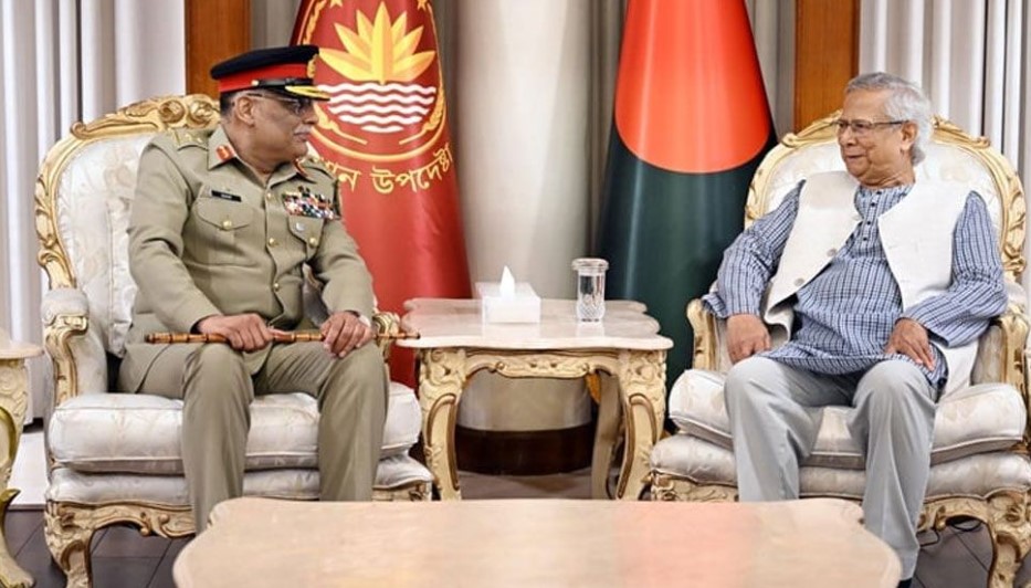 ড. ইউনূসের সঙ্গে পাক সামরিক প্রধানের সাক্ষাৎ: কোন কোন বিষয়ে সহায়তার আশ্বাস?