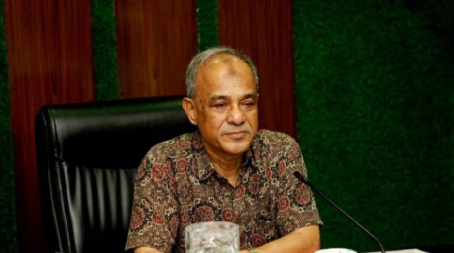 নির্বাচন অবাধ করতে পুলিশই প্রধান প্রতীক: স্বরাষ্ট্র উপদেষ্টার কড়া বার্তা