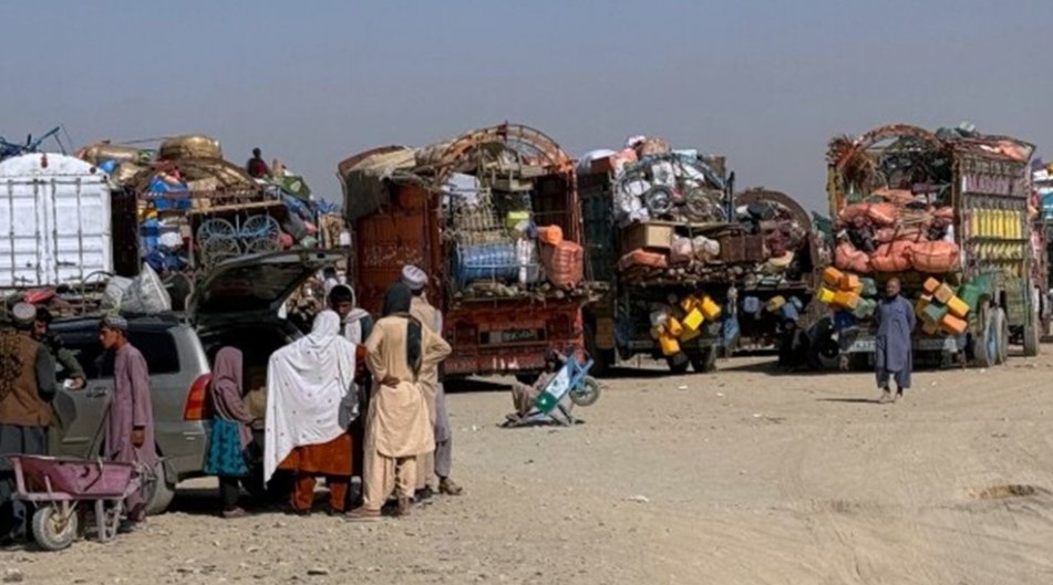 দীর্ঘ বৈঠকের পর যুদ্ধবিরতি চালিয়ে যেতে সম্মত পাকিস্তান ও আফগানিস্তান