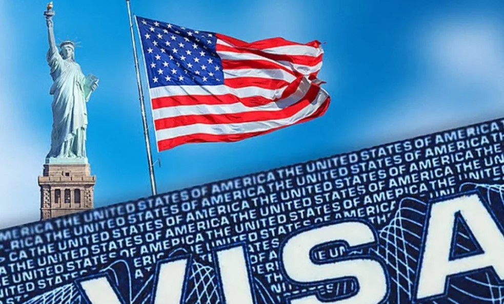 সহজ কিছু টিপস মানলেই আমেরিকা ভিসা পাওয়ার সম্ভাবনা বাড়ে